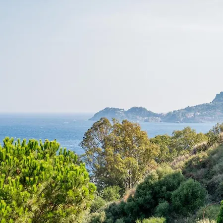 Casa Azzurra - Sea View Apartment Letojanni